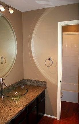 4th image of 543 Doral Country Dr