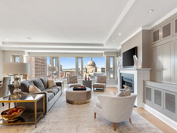 2nd image of 100 Belvidere St #7A