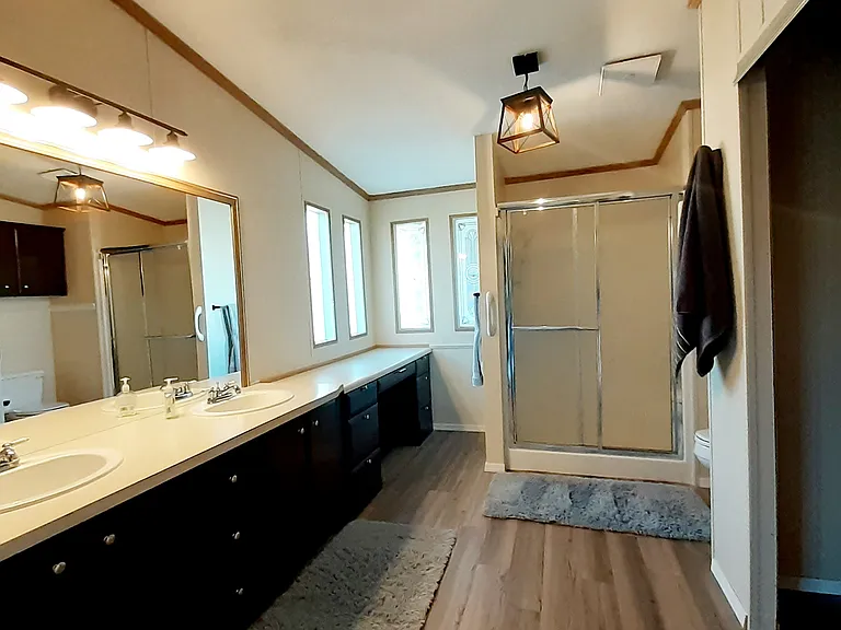 E Cochise Pl — Photo 2
