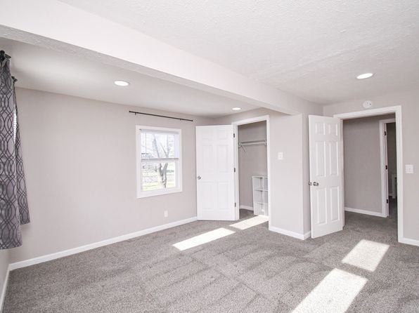 318 E 6th St, Seymour, IN 47274