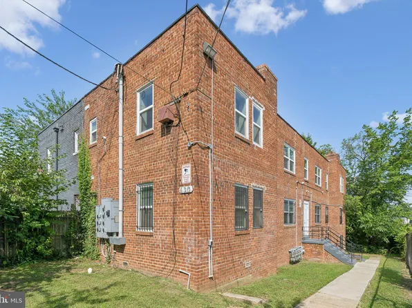 430 Condon Ter SE, Washington, DC 20032