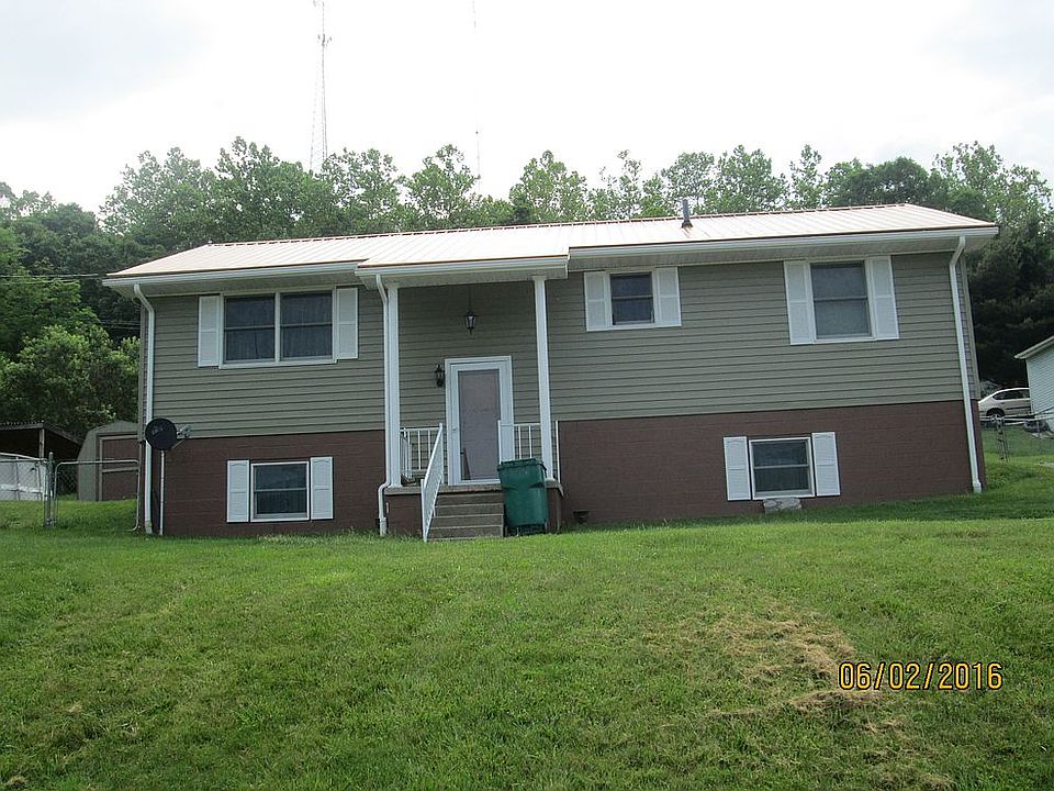 2017 Garage on Left Side