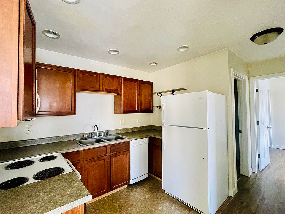 1st image of 125 Central Ave APT 2A
