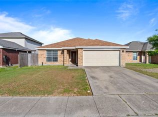 7937 Wolf Dr, Corpus Christi, TX 78414
