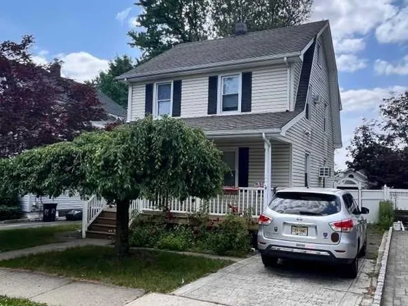 66 Shelby St, Dumont, NJ 07628