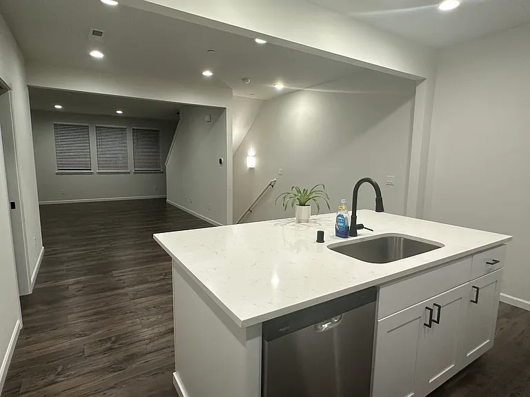 12112 127th Avenue Ct E — Photo 3