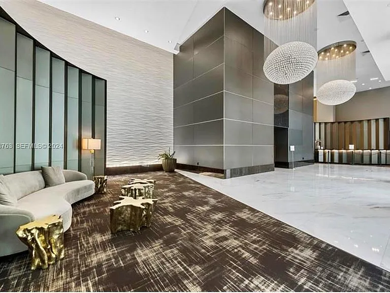 950 Brickell Bay Dr — Photo 17