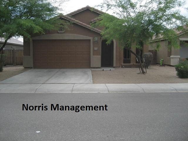 1st image of 1955 N Vista Ln