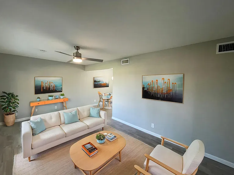 2411 W Hazelwood St #76 — Photo 6