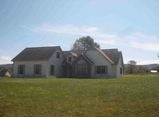 339 Hickory Circle Rd, Pennington Gap, VA 24277