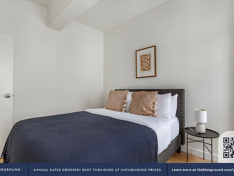 360 W 34th St #5E — Photo 13