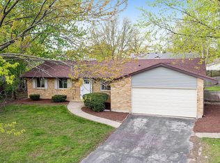 454 Faversham Ct, Bolingbrook, IL 60440