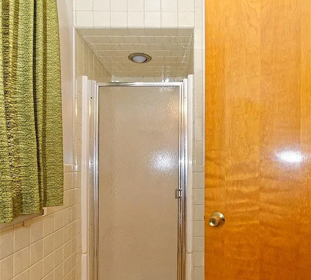 10 Alfred Dr E — Photo 22