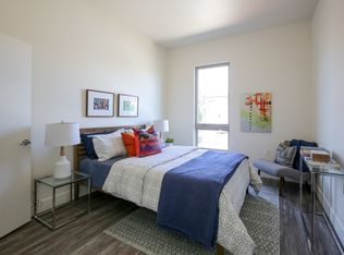 401 Derby Ave #206, Oakland, CA 94601