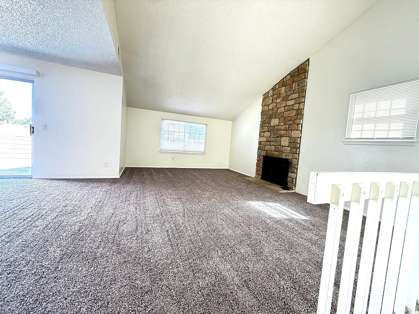 Spacious 2 bed/1 bath townhome in Arvada — Photo 4