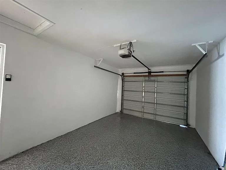 1597 SE 5th St — Photo 28