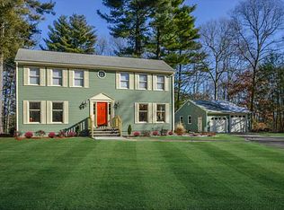 81 Mapleville Rd, Smithfield, RI 02828