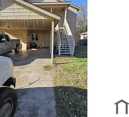 2 bed, 832 sqft, $1,350 — Photo 3