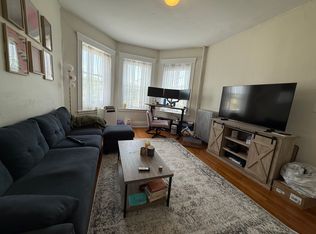 1358 Commonwealth Ave #13, Allston, MA 02134