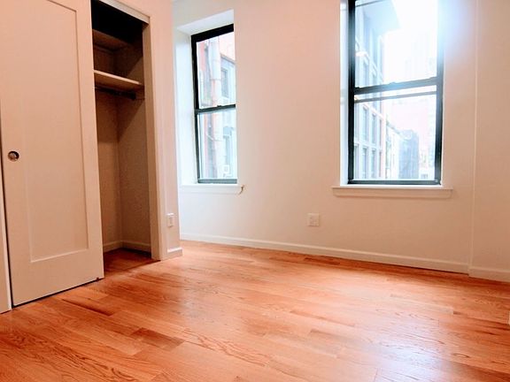 4th image of 203 W 14th St APT 4R