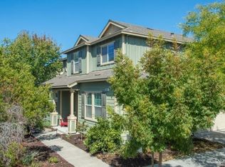2363 Sandi Ln, Santa Rosa, CA 95403