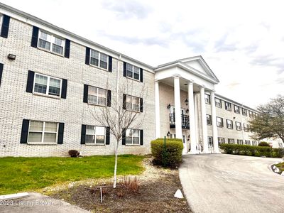 313 El Conquistador Pl #313, Louisville, KY, 40220