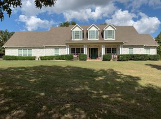 868 Farm To Market #906, Powderly, TX 75473