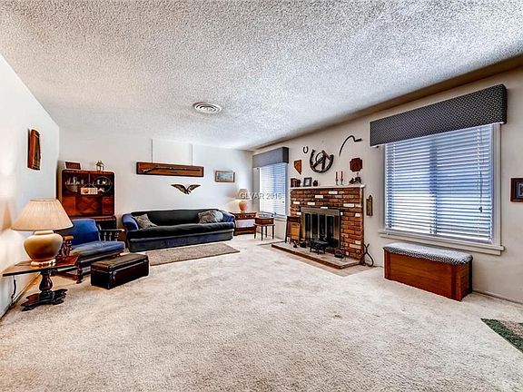 4th image of 1930 Jasmine Cir
