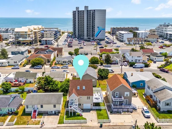 8802 W Biscayne Dr, Ocean City, MD 21842