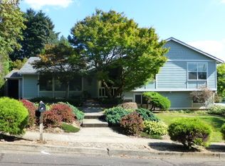 30 NW Hartley Ave, Gresham, OR 97030