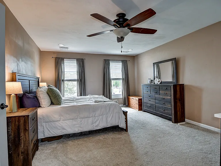 4744 Longmont Rd — Photo 32