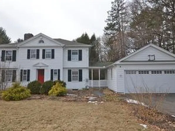 902 N Pleasant St, Amherst, MA 01002