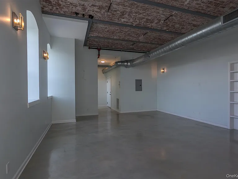 22 Cottage St #3B — Photo 4