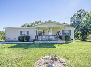 442 Ross Ln, Winfield, TN 37892