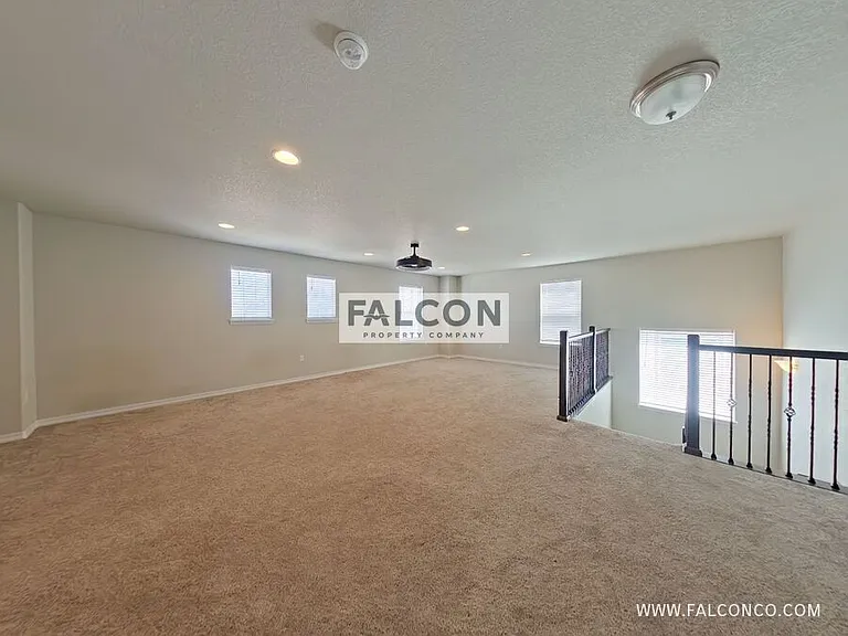 8335 Graphite Dr — Photo 10