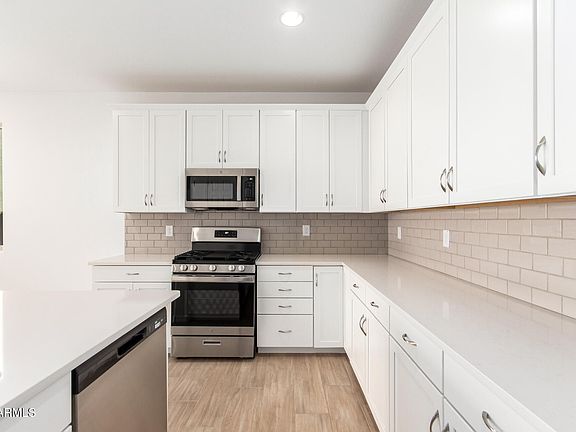 4th image of 40500 W WADE Drive