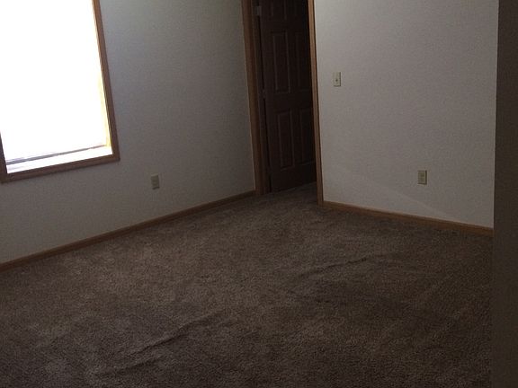 3rd image of 305 S 5th St Unit 263