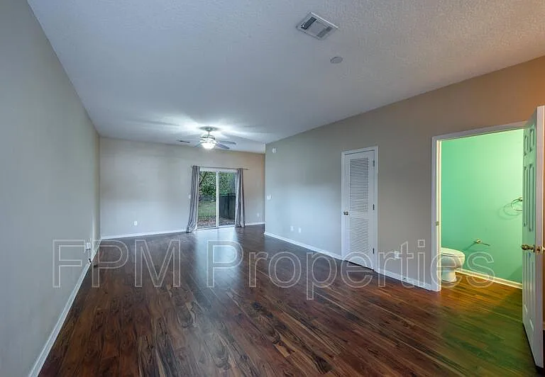 807 Scrub Jay Dr — Photo 7