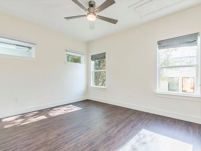 1106 Lambie St #C — Photo 12