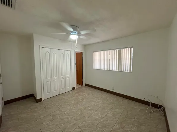 2325 SW 90th Ave, Miami, FL 33165