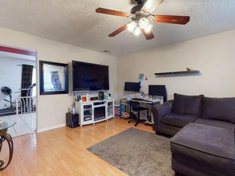 1503 Blue Grass Pkwy — Photo 4