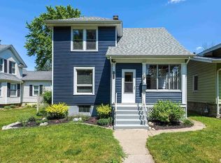 2415 Tremont Ave, Davenport, IA 52803