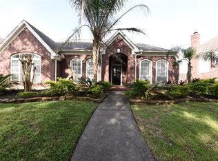 1910 Morning Tide Ln, League City, TX 77573