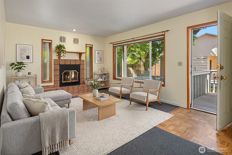 4th image of 8815 18th Avenue SW