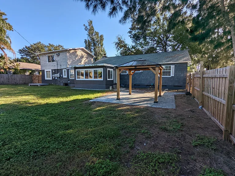 4925 2nd Avenue South - A (House) — Photo 22