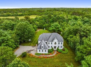 528 Little Sandy Pond Rd, Plymouth, MA 02360