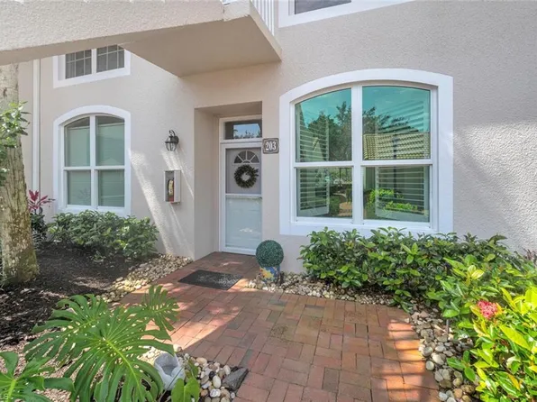 14530 Red Fox RUN #203, NAPLES, FL 34110