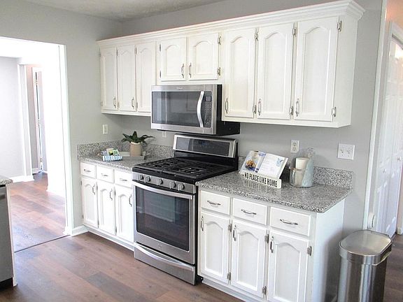 5th image of 116 Paxton Ct