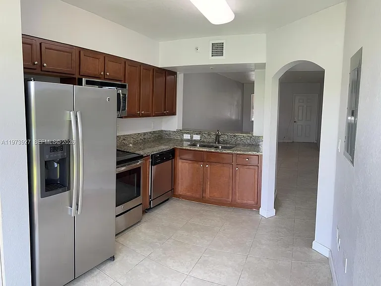 22311 SW 88th Pl #1044 — Photo 5