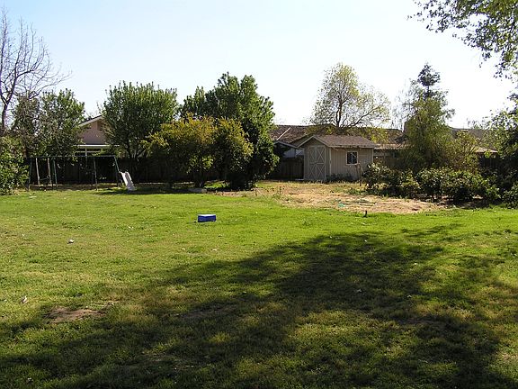 3rd image of 3613 Colorado Ave